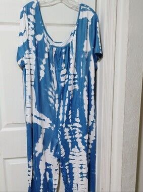 Got To Have Blue and White Tie-Dye Romper With Pockets. Size 3x